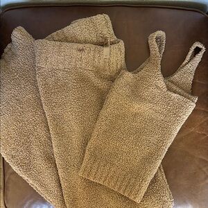 SKIMS Tan Sherpa Lounge Set
